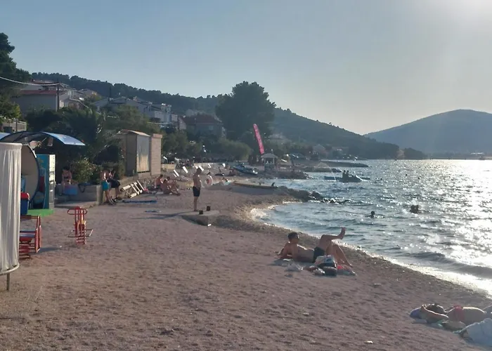 Vakantiehuis Peaceful & Cozy Rest House, 80m From Trogir