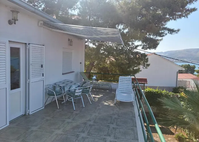 Будинок відпочинку Peaceful & Cozy Rest House, 80m From